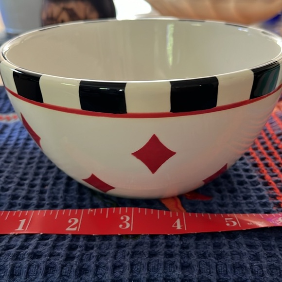 NWOT 2 bowls game day treats - Picture 3 of 4